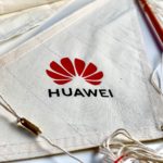 Nadruk logo metodą flex Huawei
